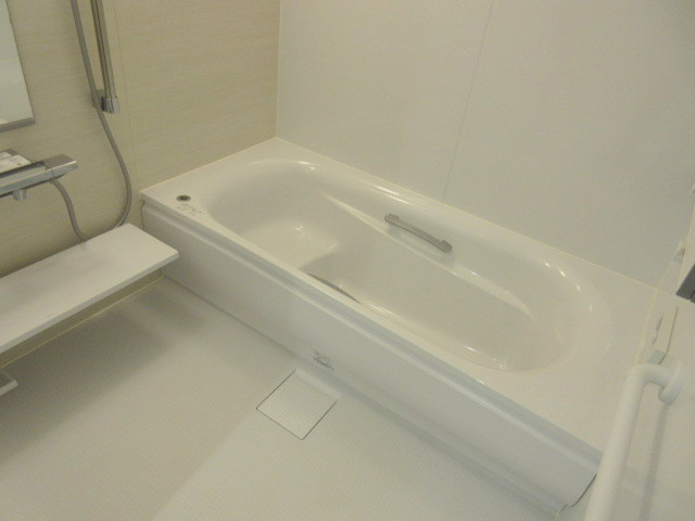 Ｇｒａｎｄ　Ｍａｉｓｏｎ　Ｃｈｏｕ　Ｃｈｏｕの浴室|★１坪バス：ゆったりと寛げます★