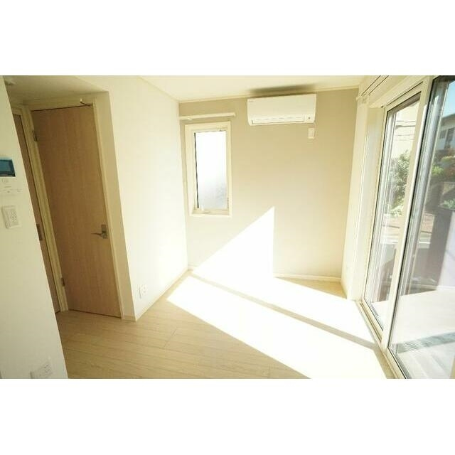 ＢＥＬＬＥ ＥＫＡＴＥＲＩＮＡの寝室