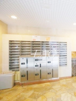 【その他共用部分】 | ヴェルステージ神田 | 宅配ボックスです。