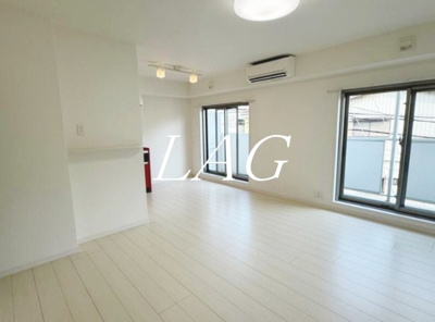 【居間・リビング】 | トレステージ浦和 | 洋室のお部屋です。