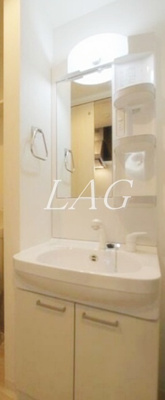 【洗面所】 | エルスタンザ舟渡 | 洗面台です。