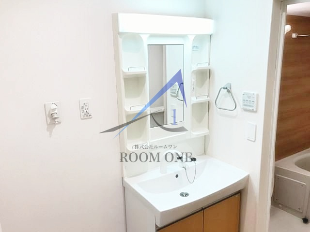 ウイングコートの洗面所|洗面台です。