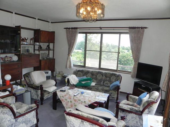 【居間・リビング】 | 大室高原別荘地　戸建