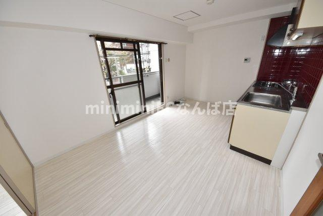 クレセント日吉の居間・リビング