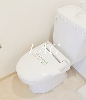 【トイレ】 | ソルレヴェンテ | トイレです。