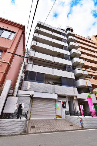 グローリーヨシダの外観