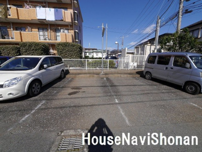 【駐車場】 | ガーデンクレスト湘南 | 。