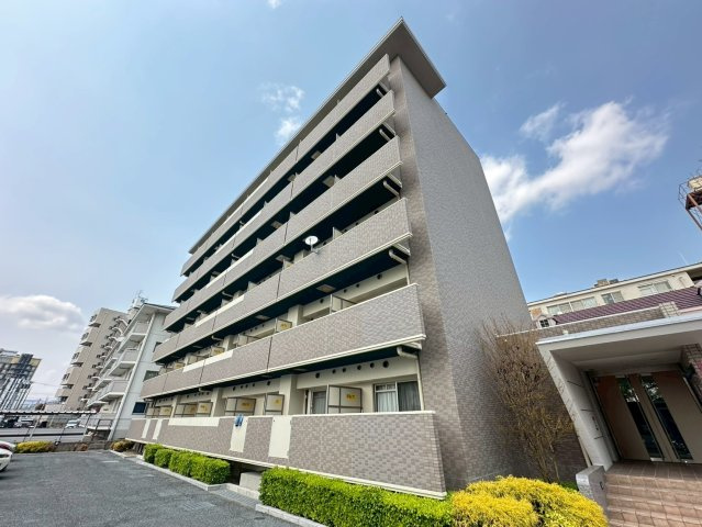 シャルム・Fの外観