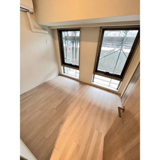 【洋室】 | スプランディッドⅩ | 広々とした洋室です