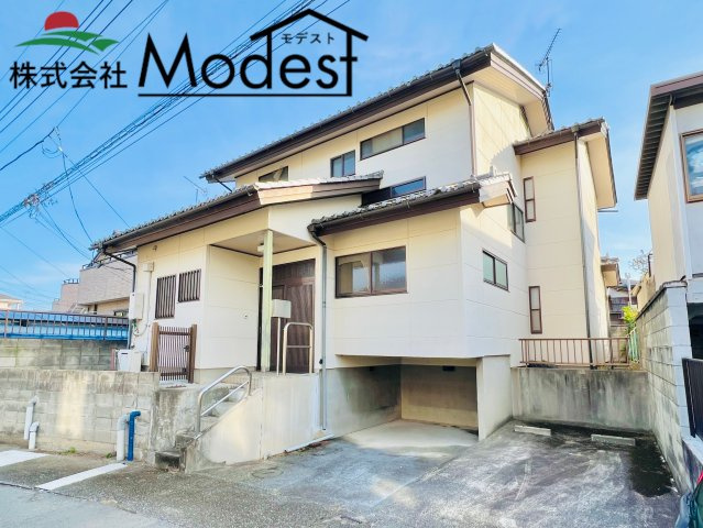 高崎市井野町の外観|年中無休で平日の仕事終わり夜２０時まで受付可能です。
事前のご予約がオススメです。お気軽にお問い合わせください。
