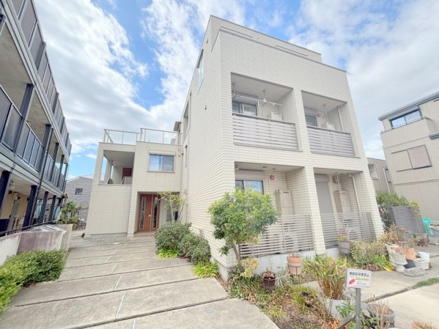 ホクラニ湘南の外観