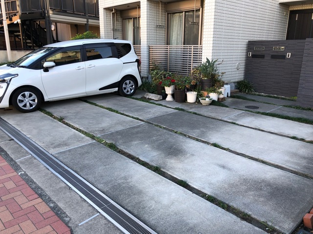 ホクラニ湘南の駐車場