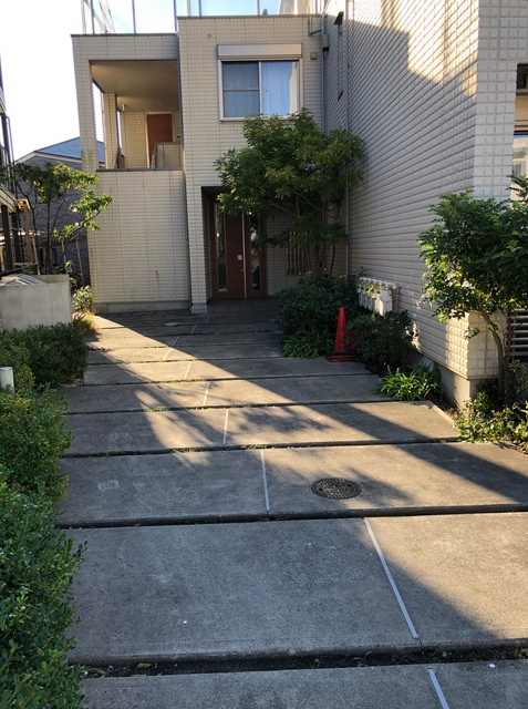 ホクラニ湘南のエントランス