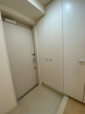 【玄関】 | 東京松屋UNITY | 収納もある玄関です