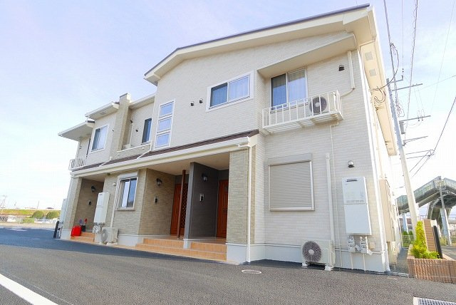 カーサ　ヴィヴァーチェ