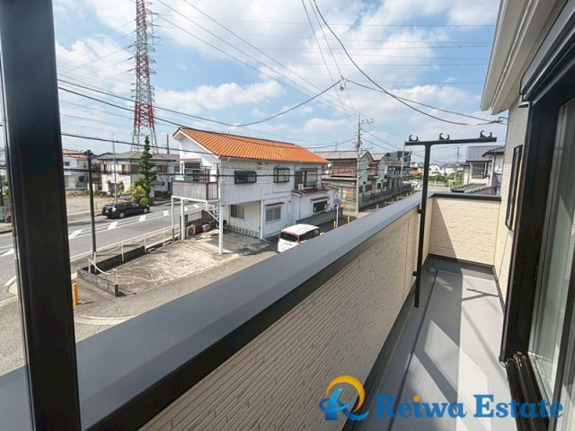 新築戸建　高座郡寒川町一之宮2丁目のバルコニー|2階に水回りがまとまり洗う→干すの家事動線が良好です◎