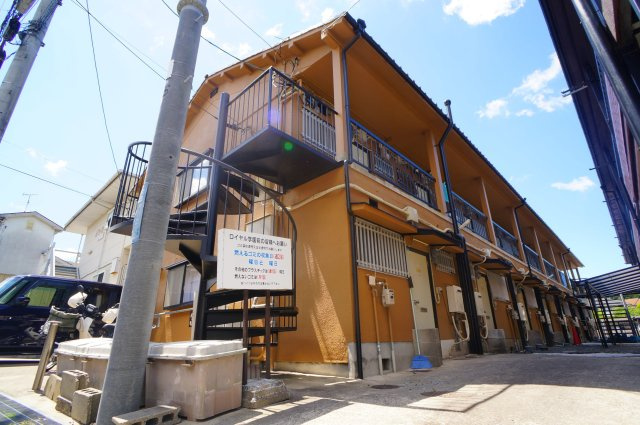 ロイヤル学園前ＰａｒｔＩの外観