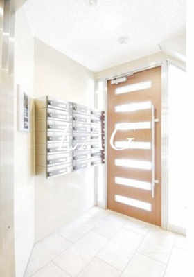 【エントランス】 | ラヴィエント綾瀬 | エントランスです。