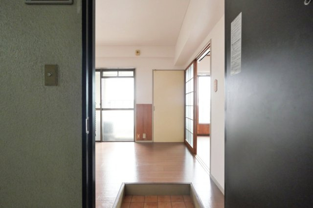 西都ビルの内装