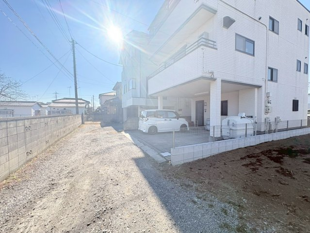 川越市神明町　建築条件なし売地　東武東上線『川越駅』徒歩25分　【川越市小学区】の前面道路含む現地写真