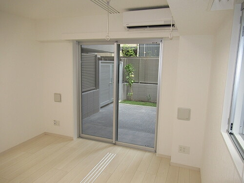 クラリティア池上の居間・リビング|洋室