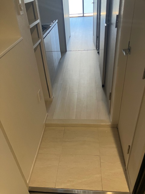 ＲＥＬＵＸＩＡ北赤羽の玄関