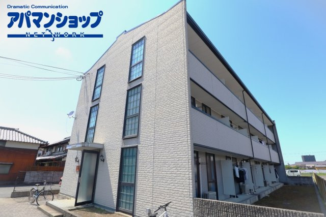 レオパレスウェストコート