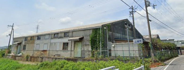 湖南市正福寺の倉庫