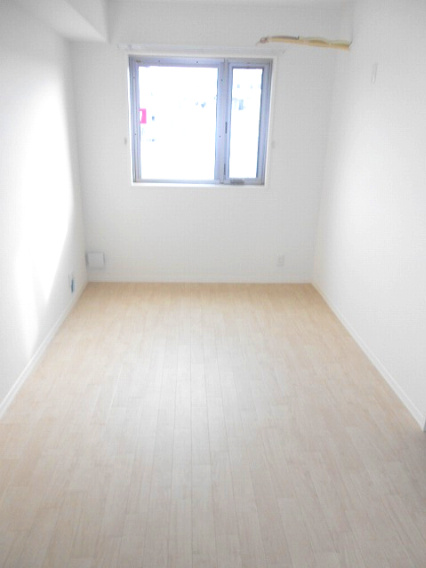 グラシュー湘南IIの寝室