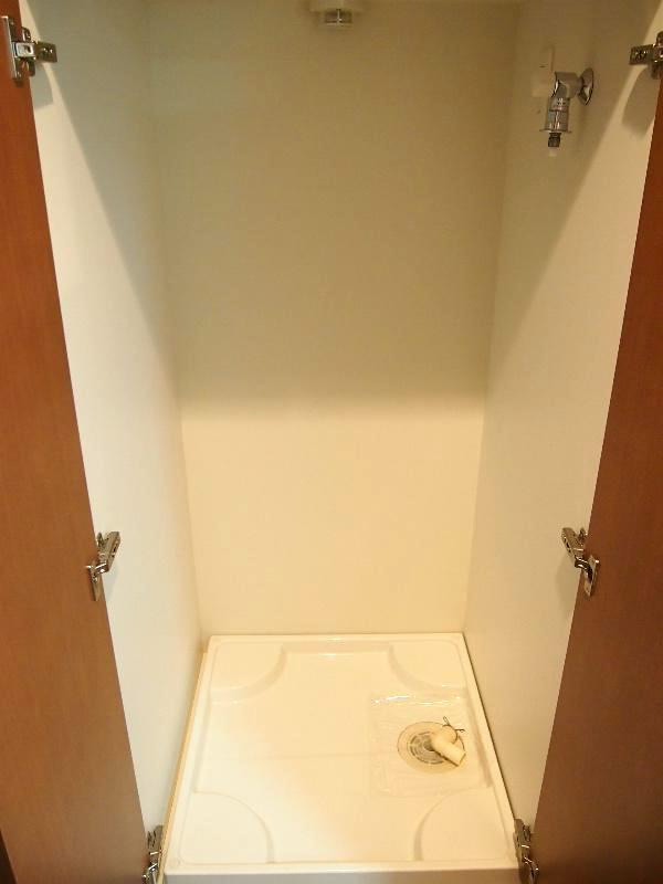 ルーブル早稲田六番館の設備|室内洗濯機置場★