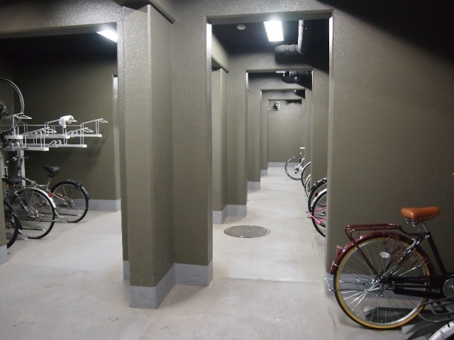 ルーブル早稲田六番館の駐車場|嬉しい駐車場付き☆