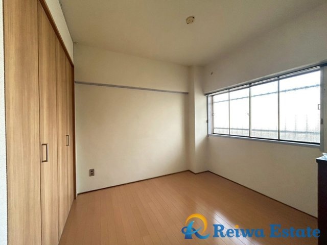 サザンマンション　A棟の洋室