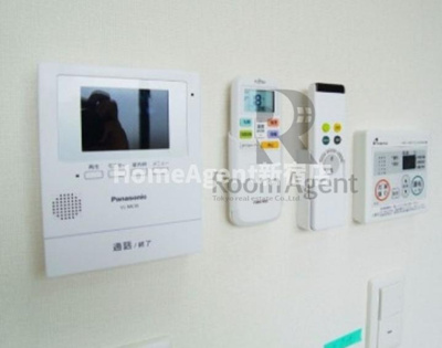 【セキュリティ】 | ハーモニーテラス和泉XI | 同仕様写真
インターネット無料