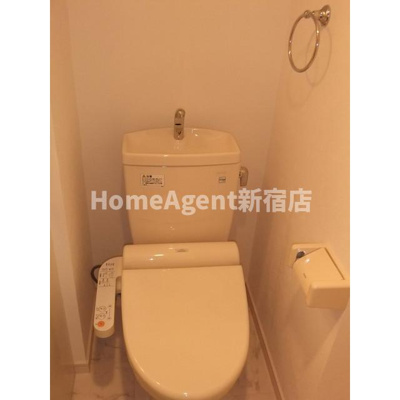 【トイレ】 | ハーモニーテラス和泉XI | 同仕様写真
インターネット無料