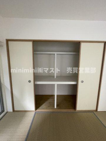 エスポアール千代崎の和室