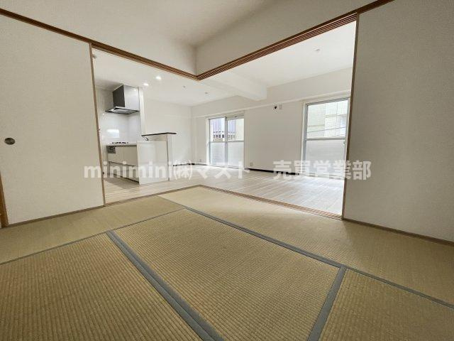 エスポアール千代崎の和室