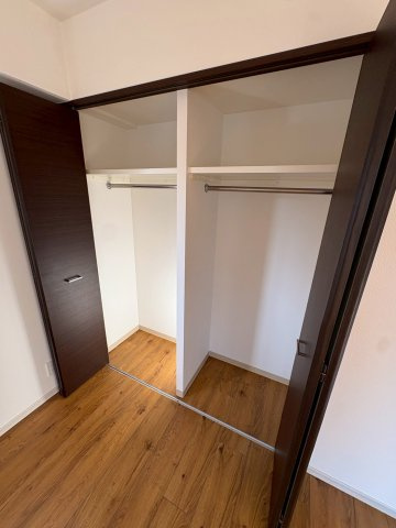 大阪市西区本田２丁目の賃貸マンションの収納