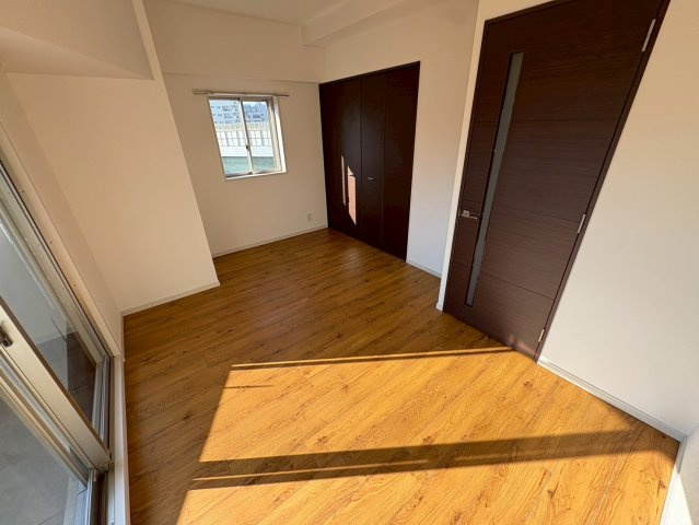 大阪市西区本田２丁目の賃貸マンションの居間・リビング