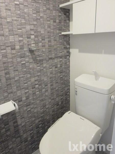 メゾン・ド・エトワールのトイレ|落ち着いた色調のトイレです