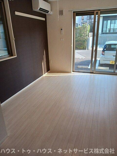 ローツェ松葉の居間・リビング