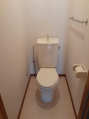 【トイレ】 | シューベルブ南青山 | トイレ