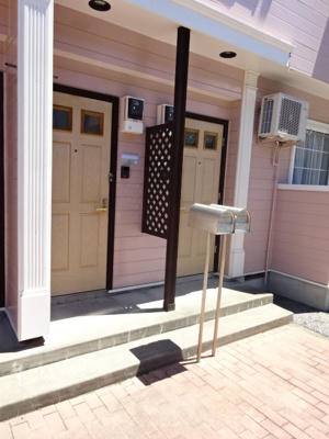 【エントランス】 | ピースフル南青山 | エントランス