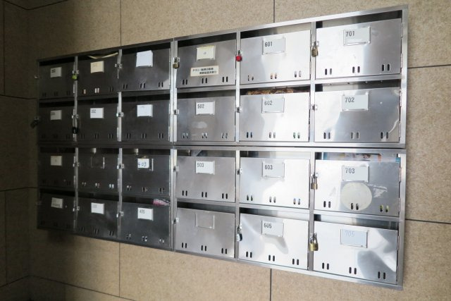 ビルヂィング77のエントランス