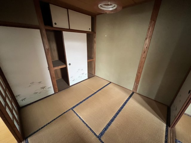 京永アパートの和室