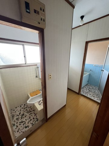 京永アパートのその他
