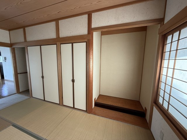 緑町6丁目中古戸建の収納