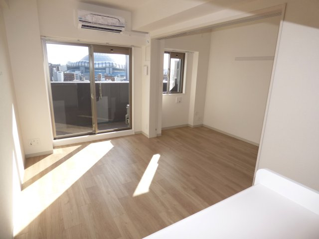 プレサンス大阪ドームシティワンダーの居間・リビング