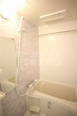 【浴室】 | S-RESIDENCE大阪九条North | 日々の疲れを癒すお風呂付です