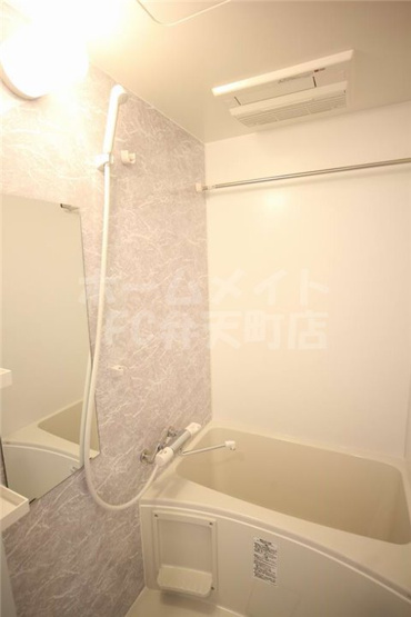 【浴室】 | S-RESIDENCE大阪九条North | 日々の疲れを癒すお風呂付です