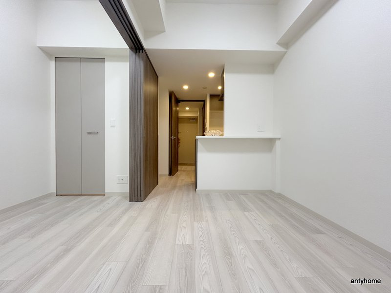 エステムコート新大阪XVIパルス　仲介手数料無料の居間・リビング